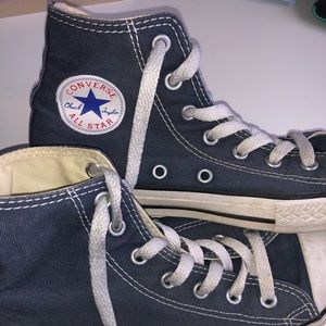navy blue hightop kids size 3 converse